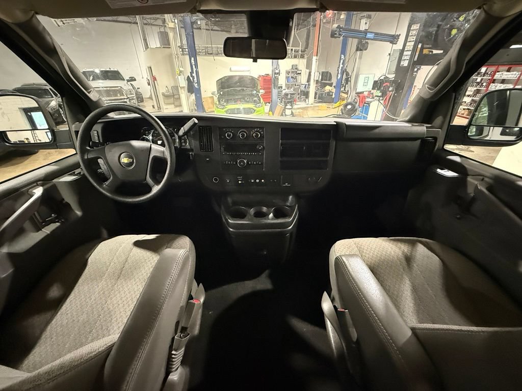 Used 2019 Chevrolet Express 3500 LT w/ LT Preferred Equipment Group RWD image 12