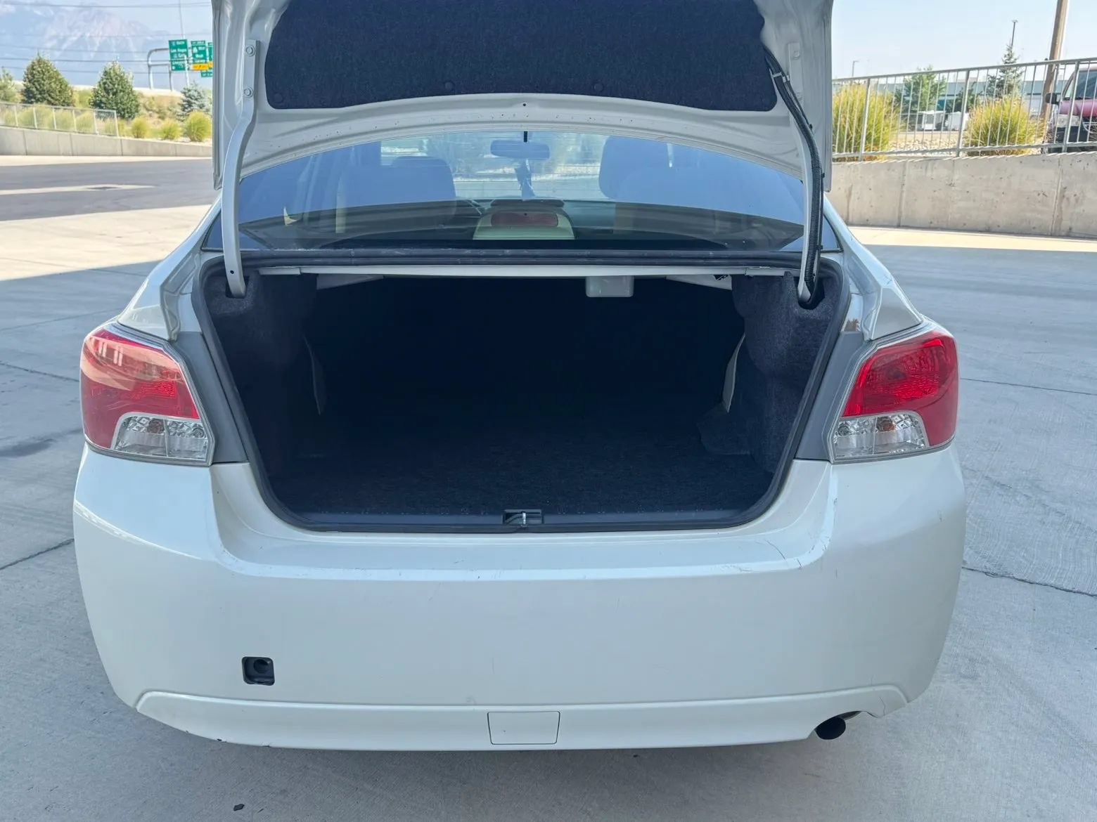 Used 2014 Subaru Impreza 2.0i Premium w/ All-Weather Package w/CVT AWD/4WD image 15