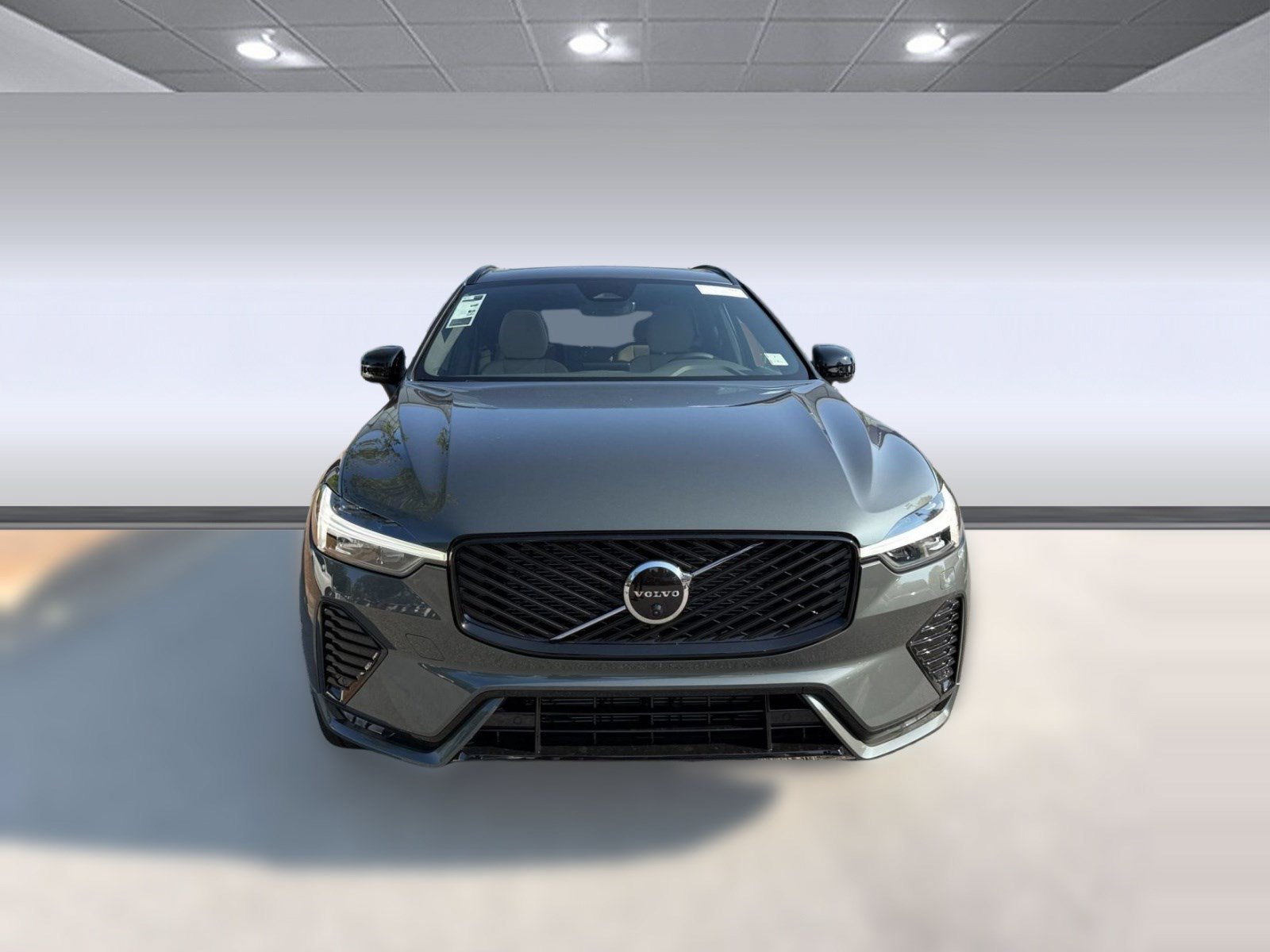 New 2027 Volvo XC60 B5 Plus AWD/4WD image 6