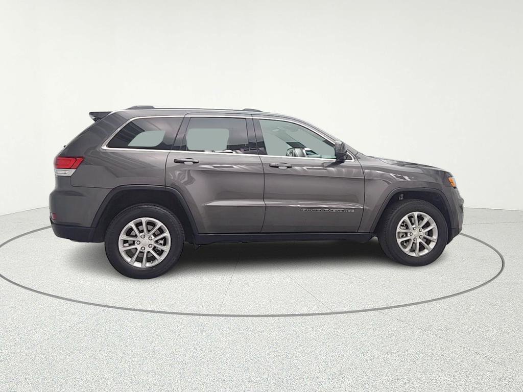 Used 2021 Jeep Grand Cherokee Laredo image 8