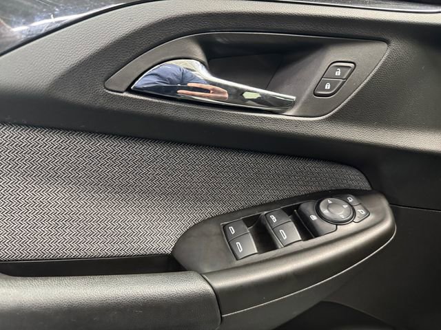 Used 2023 Chevrolet TrailBlazer LT image 25