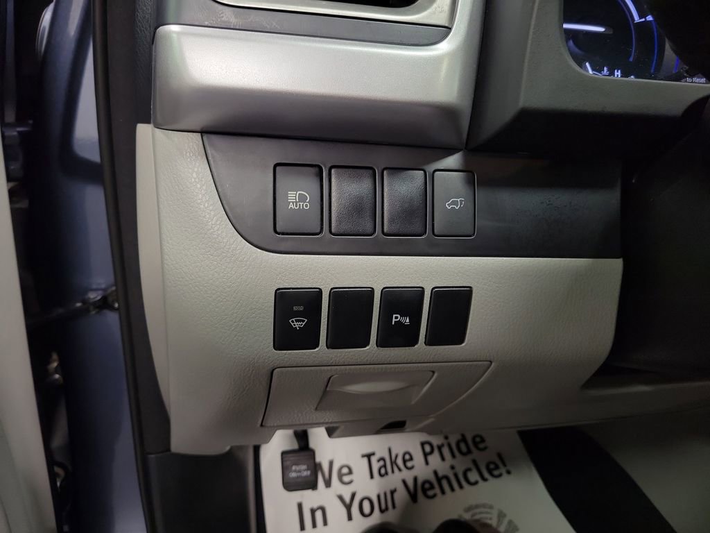 Used 2017 Toyota Highlander Limited image 21