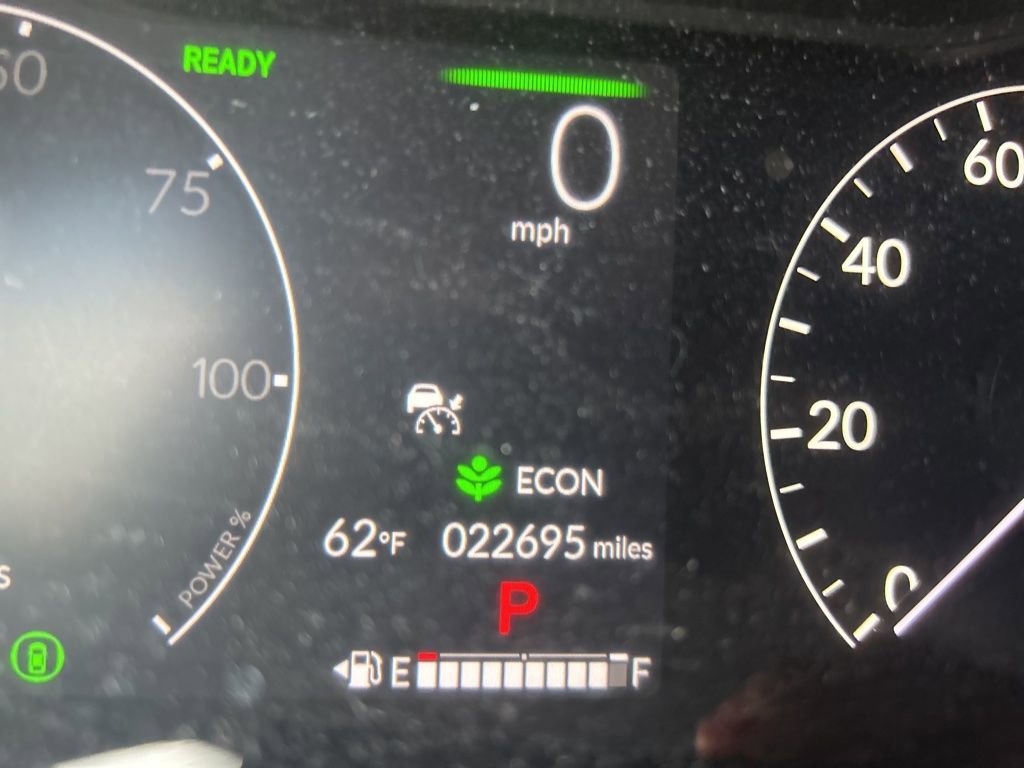 Used 2024 Honda CR-V Sport Touring image 9