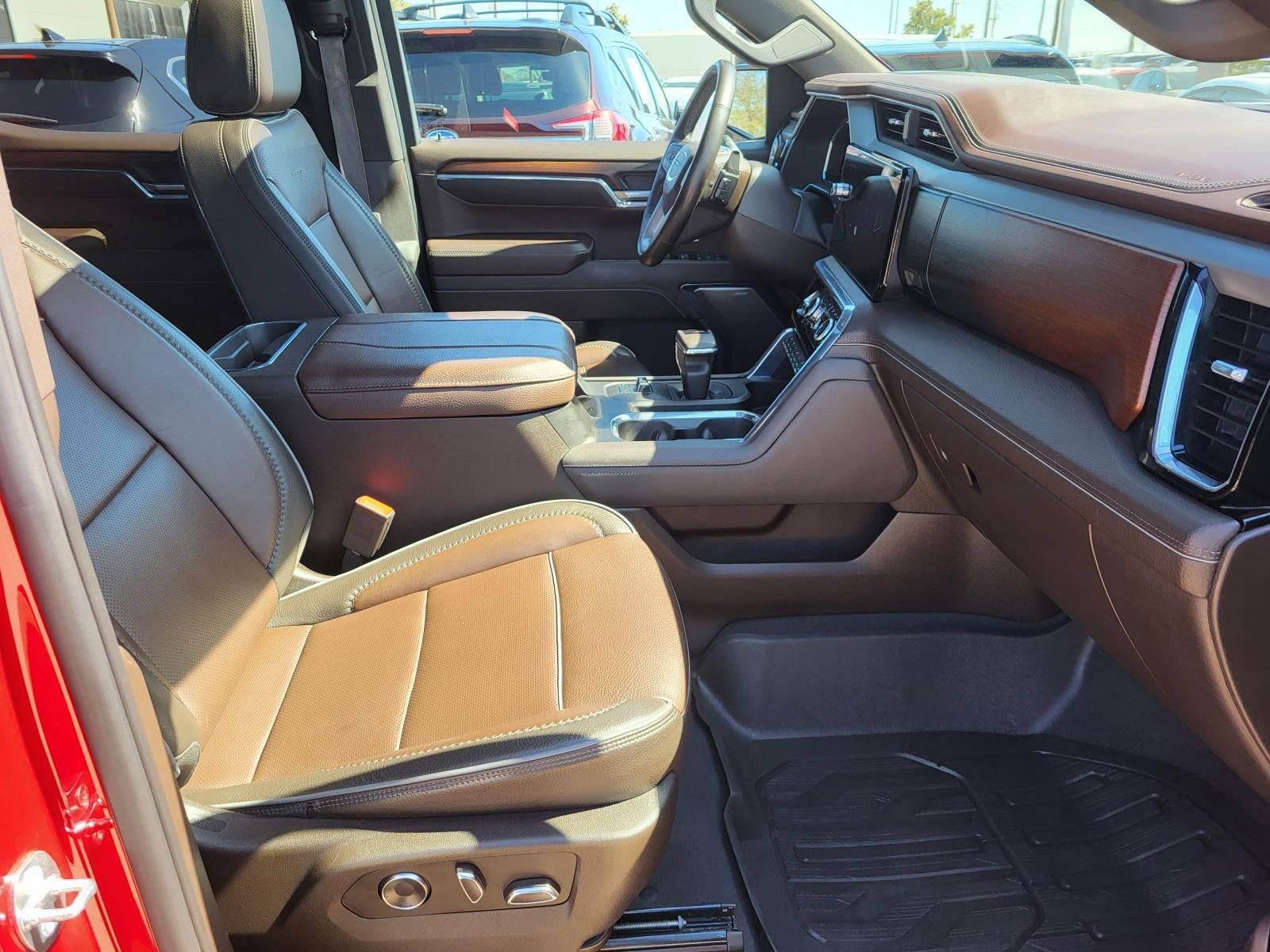 Used 2024 GMC Sierra 1500 Denali w/ Denali Reserve Package image 8