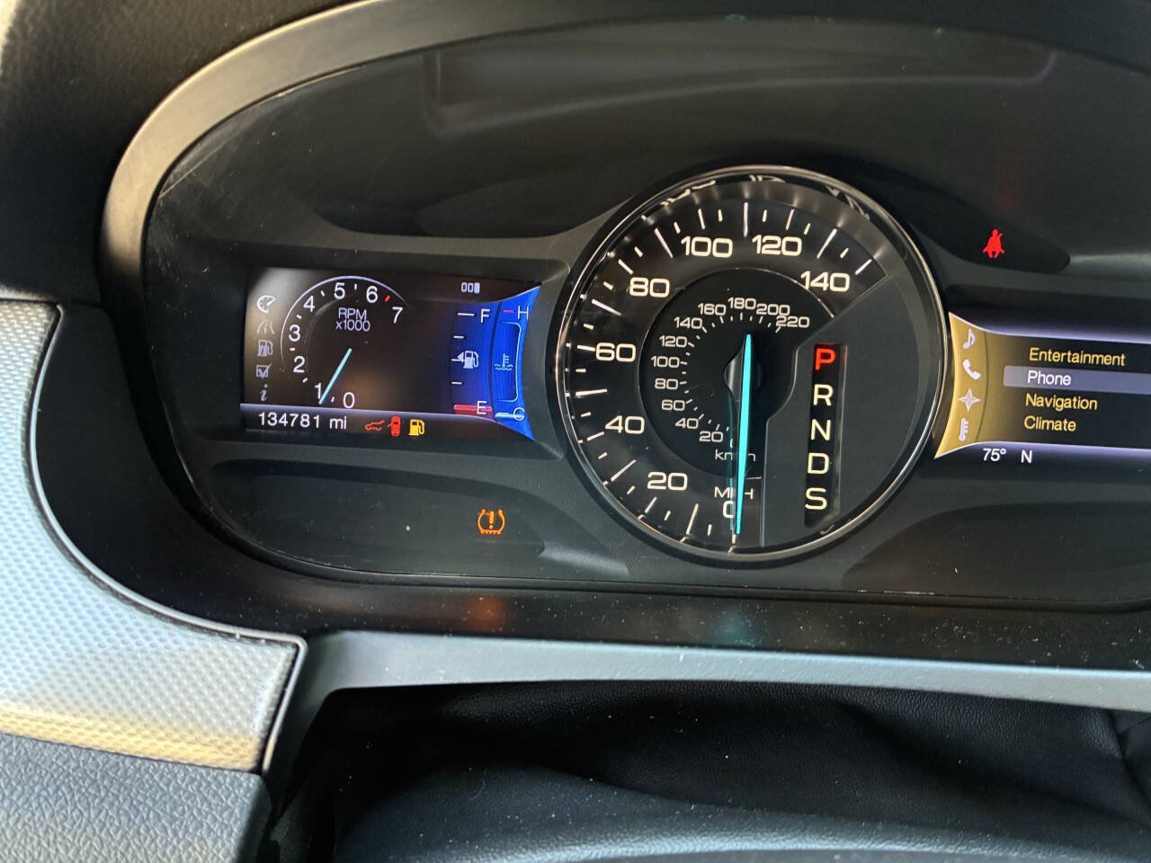 Used 2013 Ford Edge SEL FWD image 11