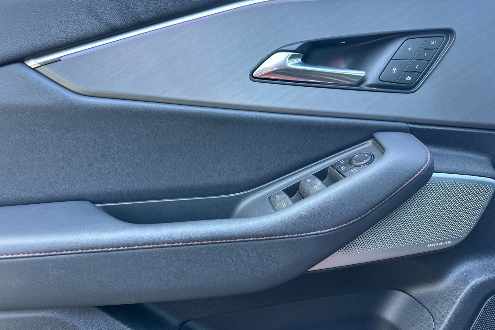 Used 2024 Acura ZDX A-Spec image 11