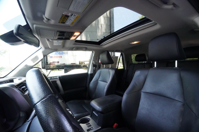 Used 2023 Toyota 4Runner Limited AWD/4WD image 22