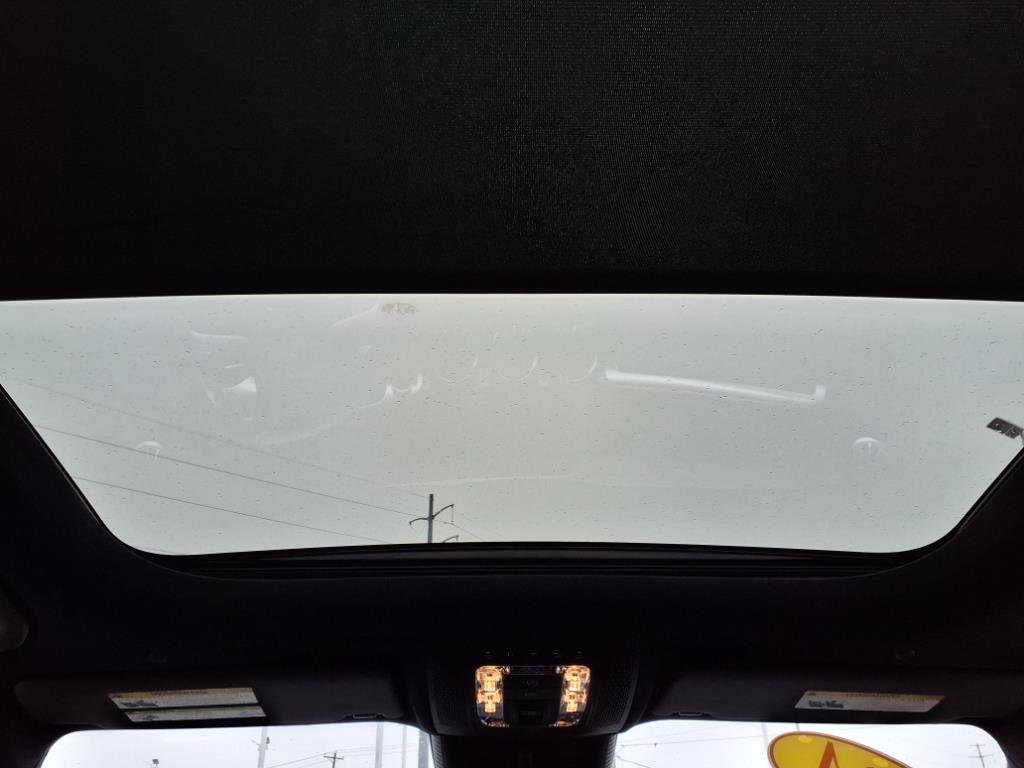 New 2024 Mercedes-Benz EQB 300 4MATIC image 5