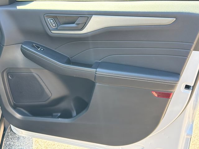 Used 2025 Ford Escape Active FWD image 16