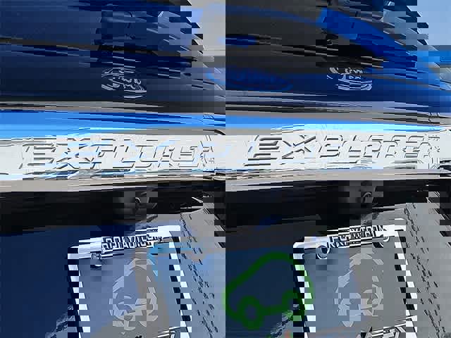 Used 2023 Ford Explorer Limited w/ Equipment Group 301A image 37