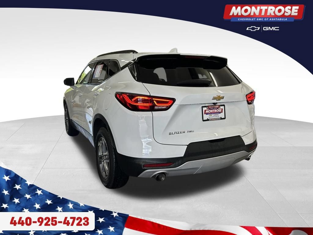 Used 2023 Chevrolet Blazer LT w/ Convenience Package AWD/4WD image 3