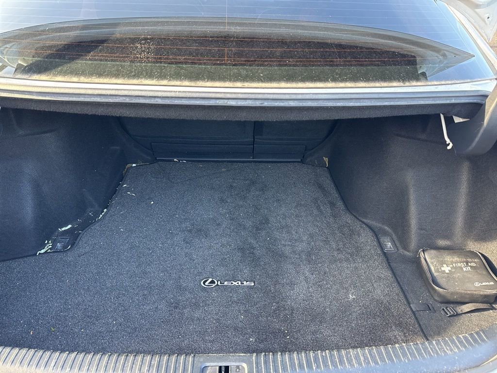 Used 2018 Lexus IS 300 AWD w/ Comfort Package image 13