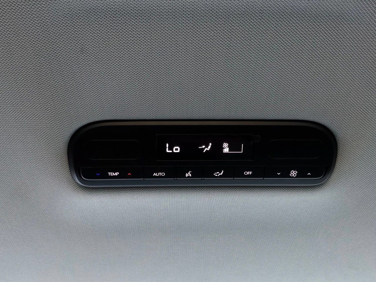 Used 2026 Hyundai Palisade SEL FWD image 17