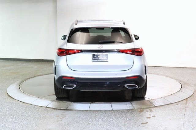 Used 2024 Mercedes-Benz GLC 300 4MATIC image 13