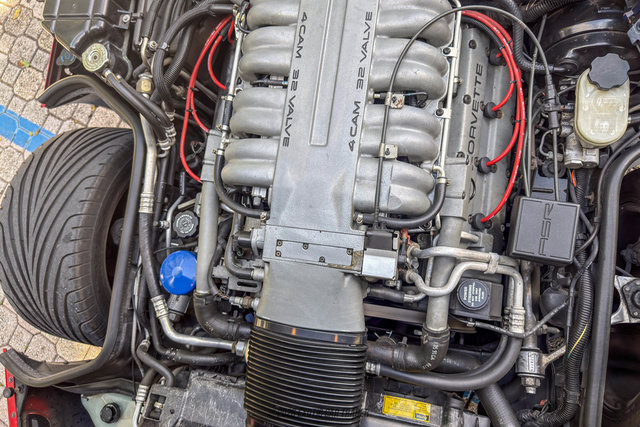 Used 1992 Chevrolet Corvette ZR-1 RWD image 16