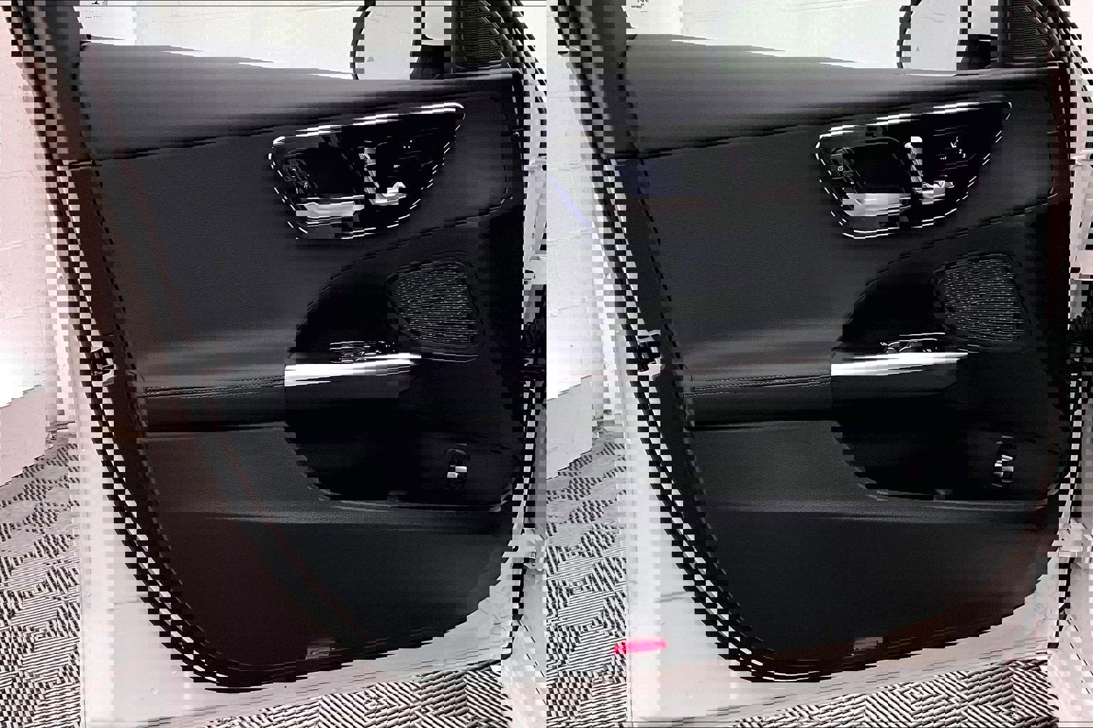 Used 2023 Mercedes-Benz C 300 Sedan image 24