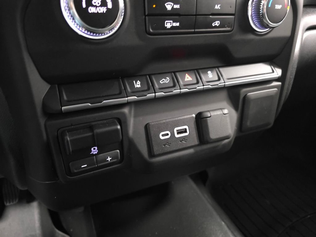 Used 2024 GMC Sierra 3500 Pro image 20