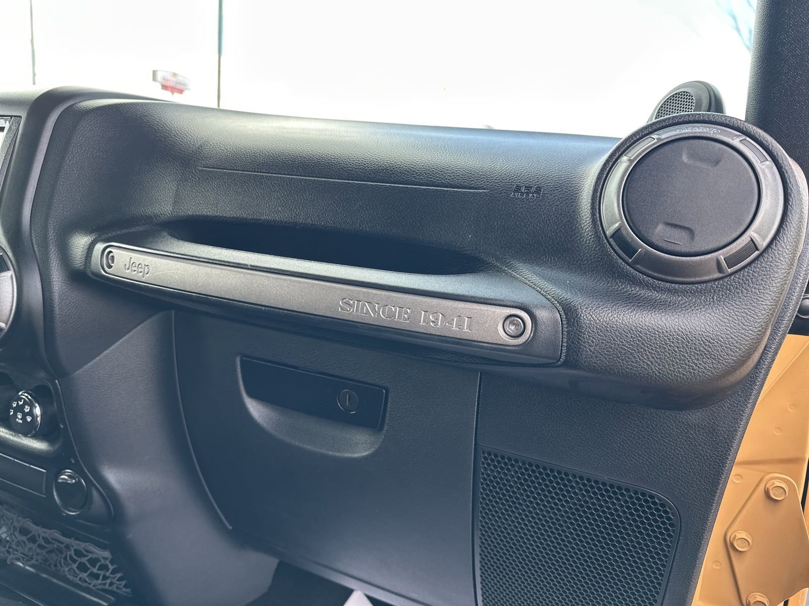 Used 2013 Jeep Wrangler Unlimited Sport AWD/4WD image 38
