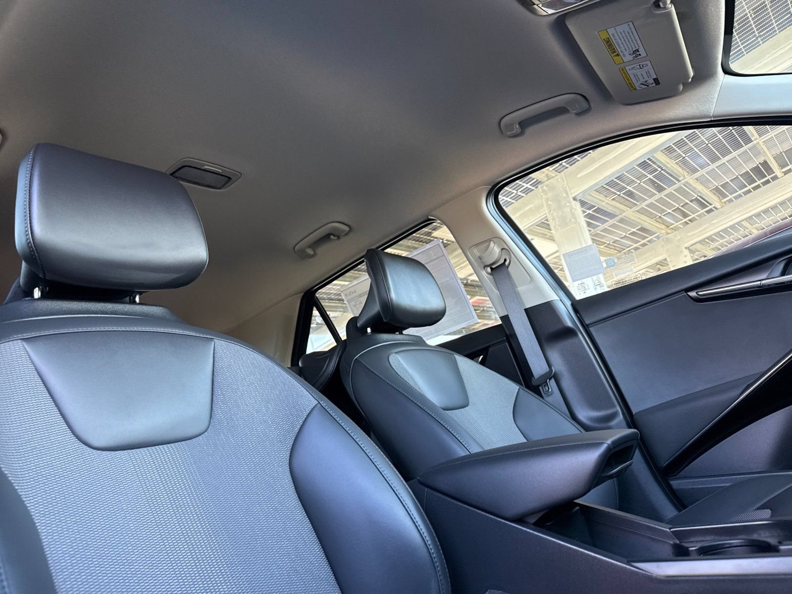 New 2026 Kia Niro Wind FWD image 18