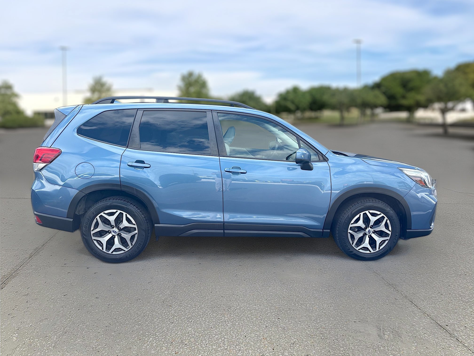 Used 2019 Subaru Forester Premium image 9