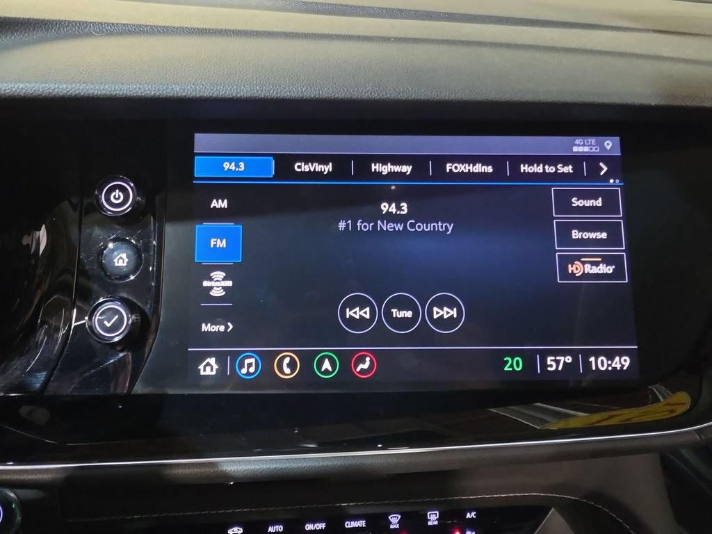 Used 2021 Buick Envision Avenir w/ Technology Package II FWD image 12