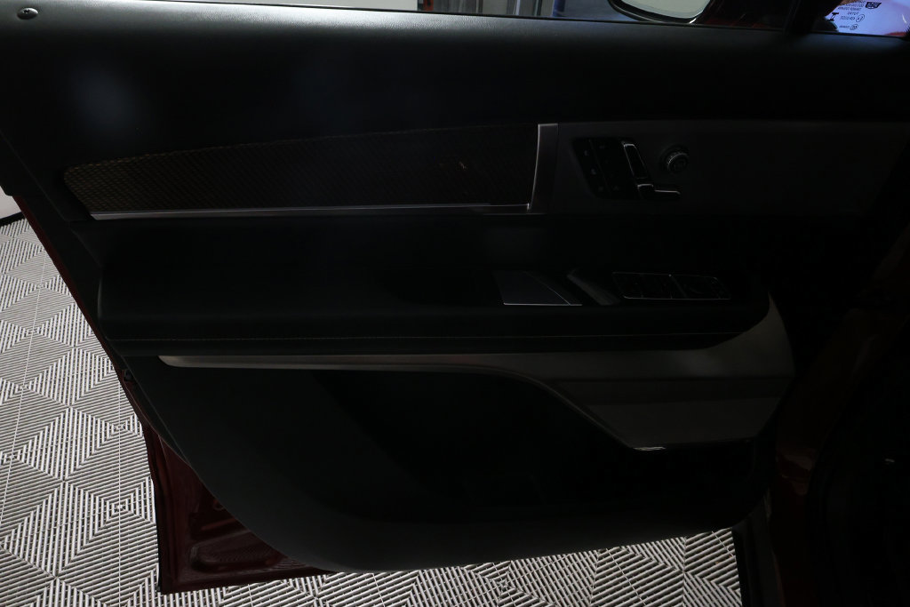 Used 2026 Cadillac Vistiq Sport w/ LPO, Floor Liner Package AWD/4WD image 18