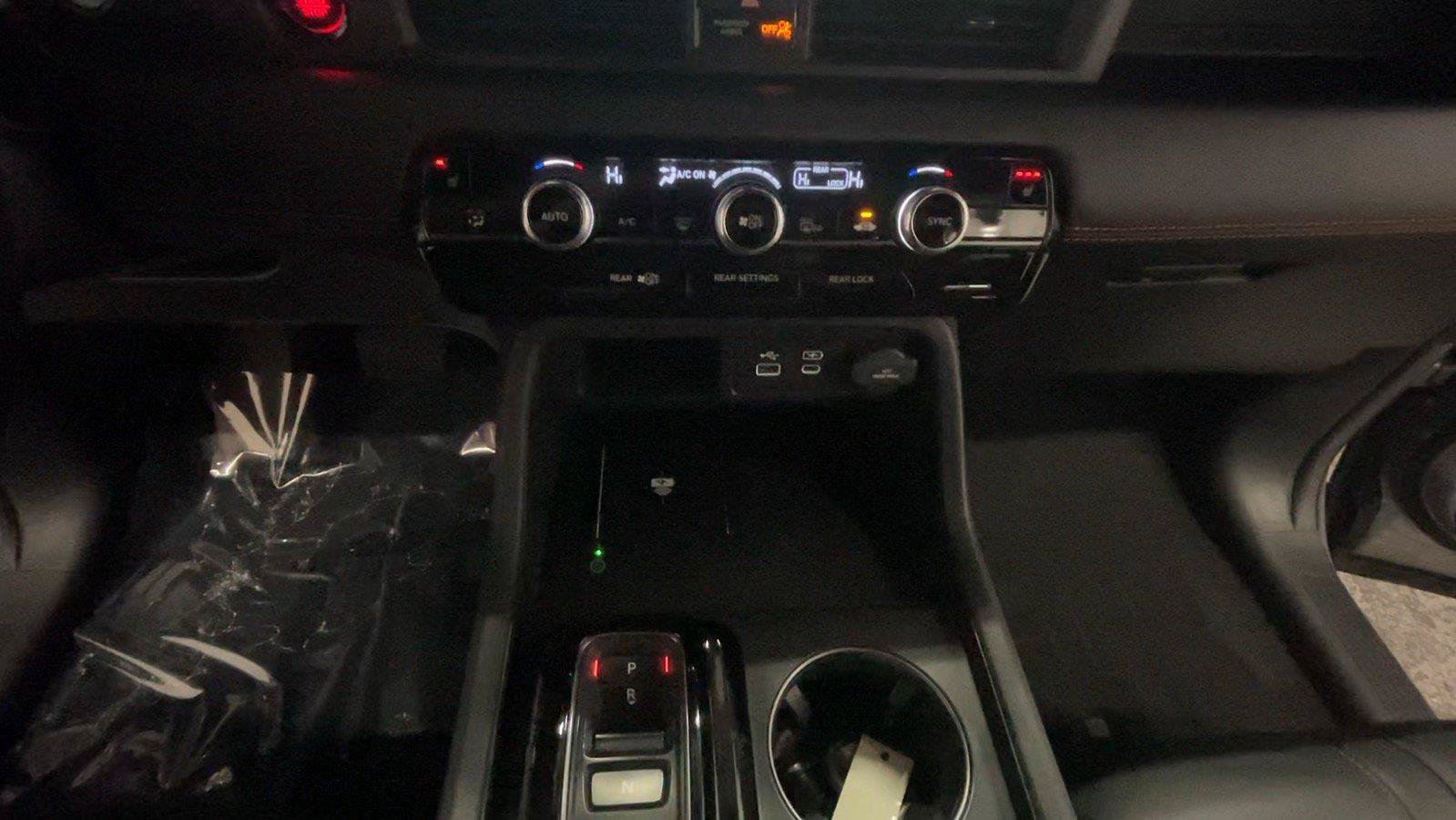 Certified 2025 Honda Pilot TrailSport image 35