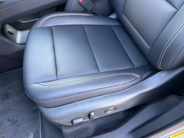 New 2026 GMC Acadia Elevation w/ Super Cruise Package FWD image 17