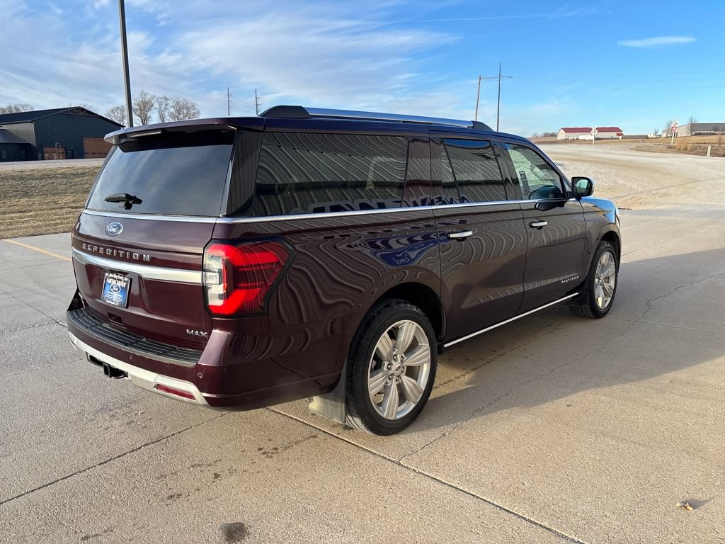 Used 2024 Ford Expedition Max Platinum AWD/4WD image 4