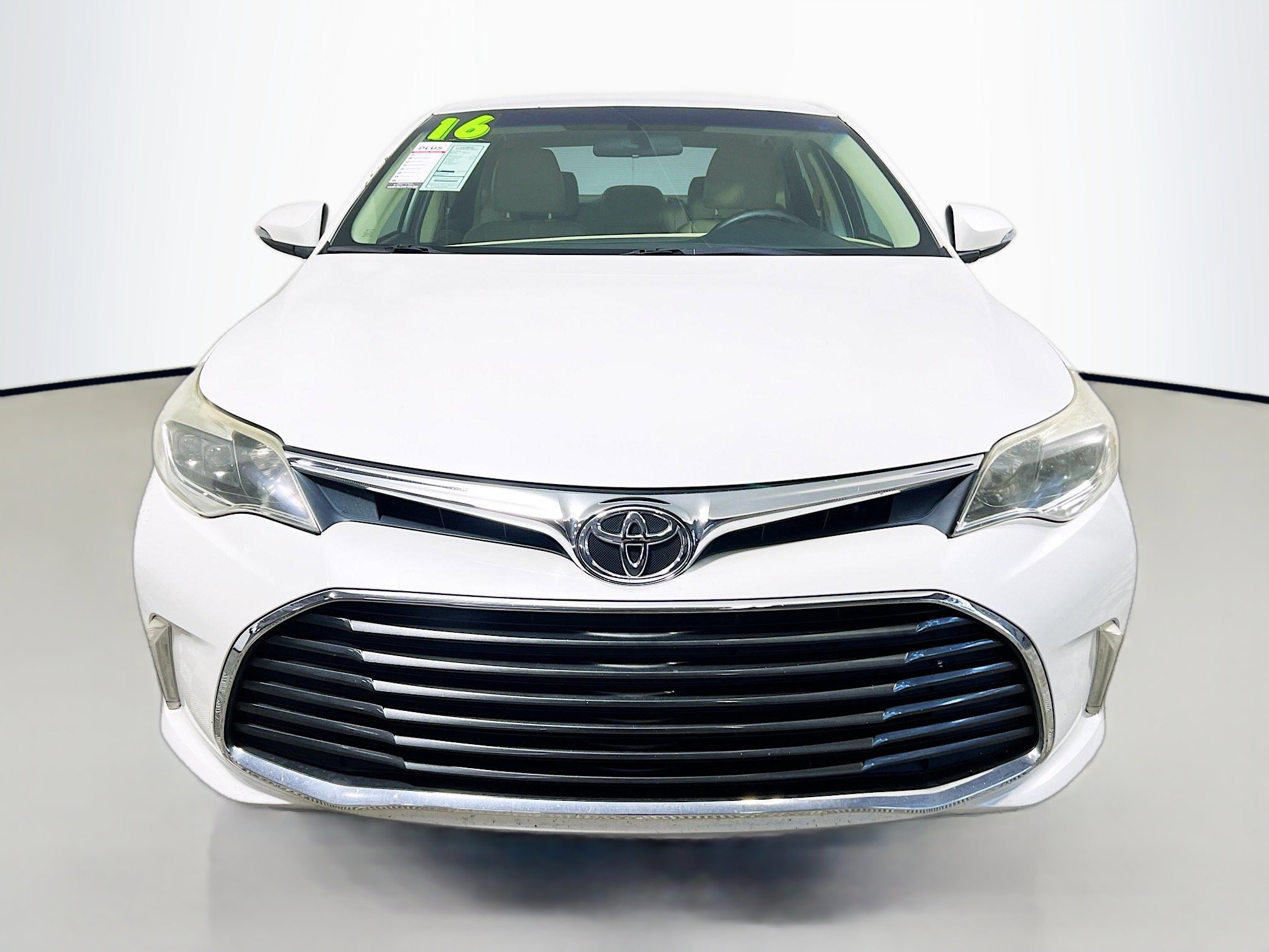 Used 2016 Toyota Avalon XLE image 11