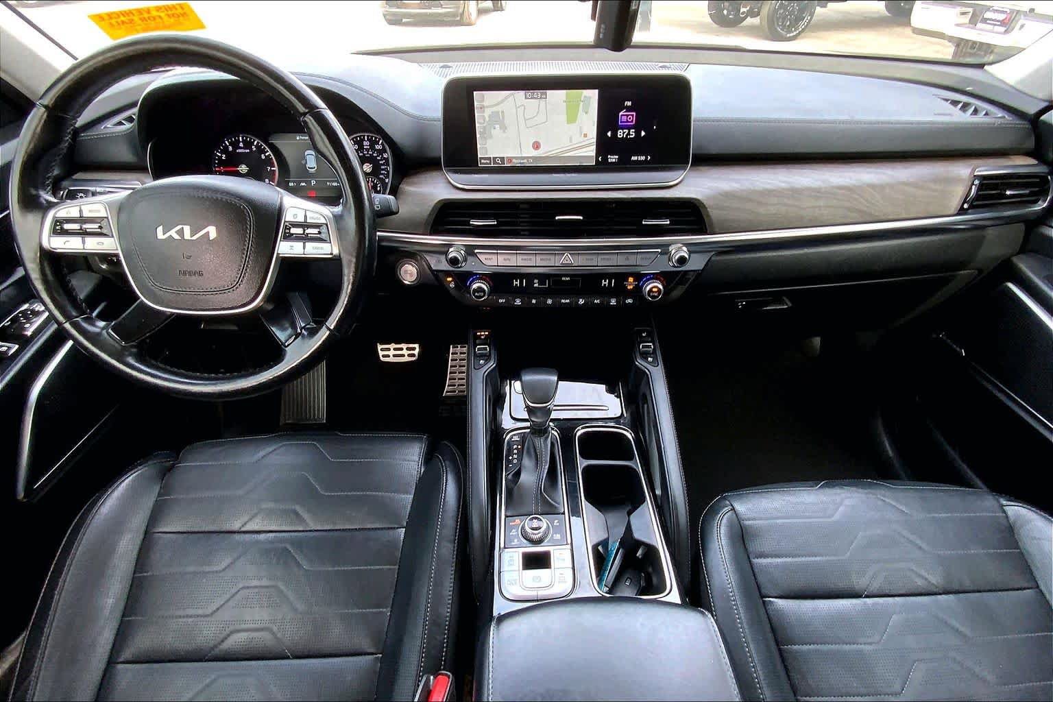 Used 2022 Kia Telluride SX w/ SX Prestige Package image 14