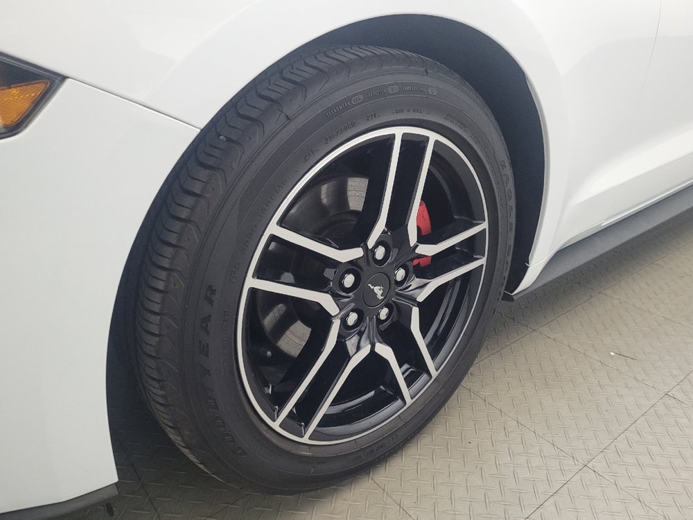Used 2019 Ford Mustang Premium w/ Equipment Group 201A RWD image 31