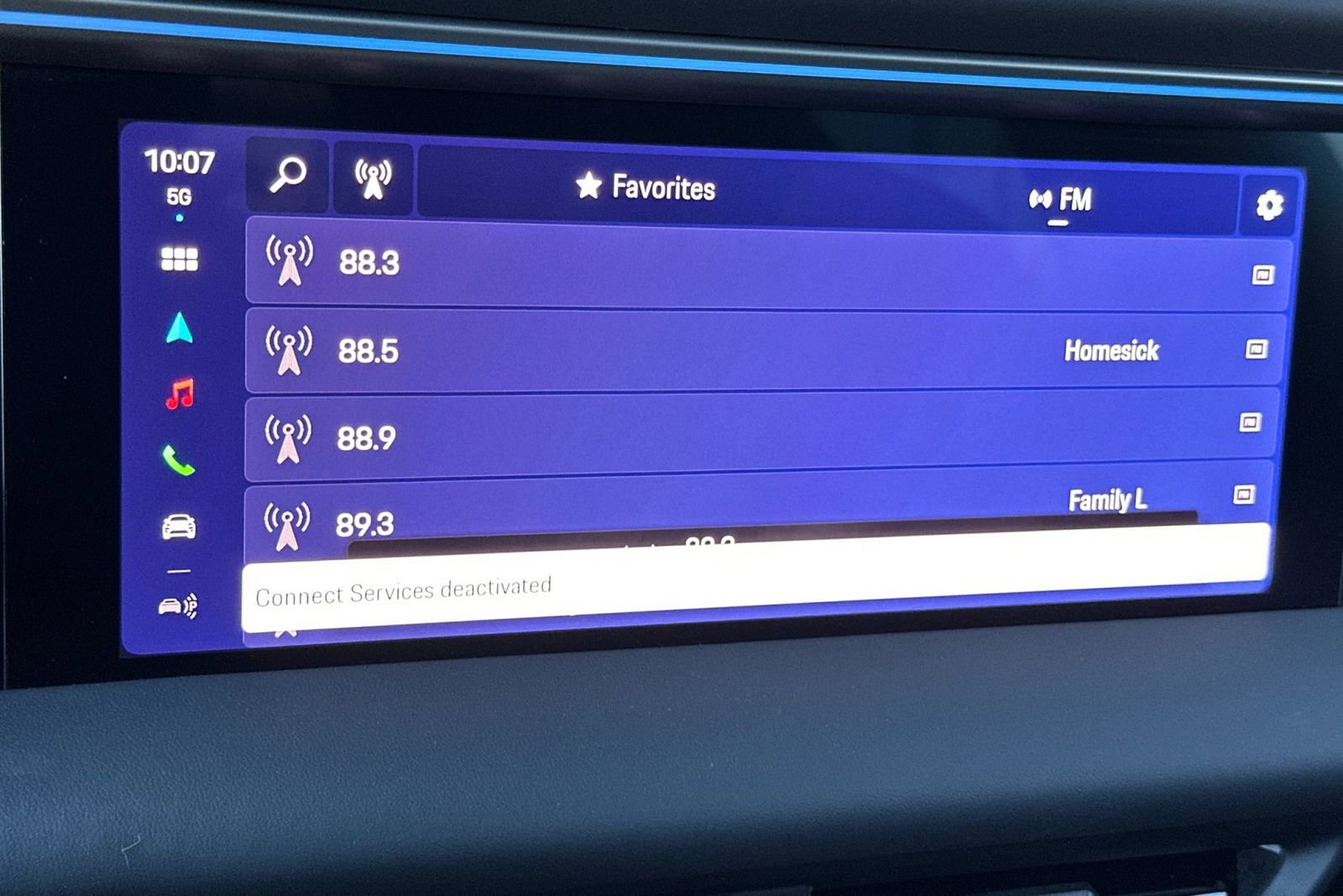 Certified 2025 Porsche Macan 4 Electric image 23