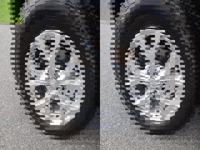 Used 2023 Jeep Grand Cherokee Limited image 40