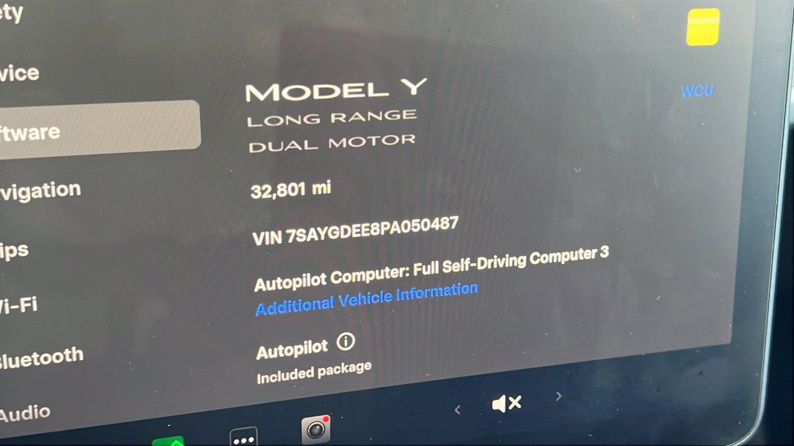 Used 2023 Tesla Model Y Long Range AWD/4WD image 23