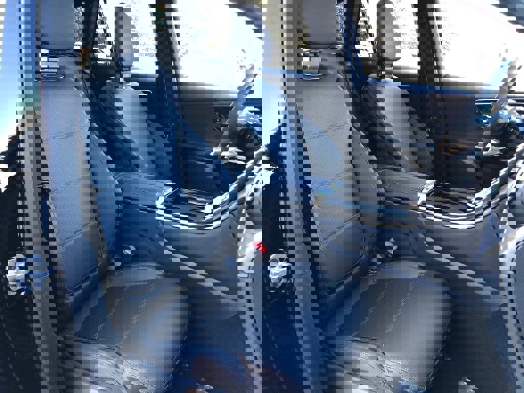 New 2026 Mercedes-Benz GLC 300 4MATIC image 34