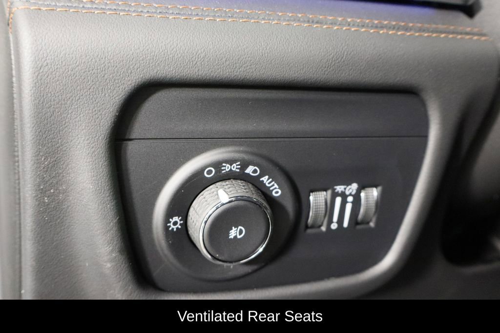 New 2025 Jeep Grand Cherokee L Summit image 28