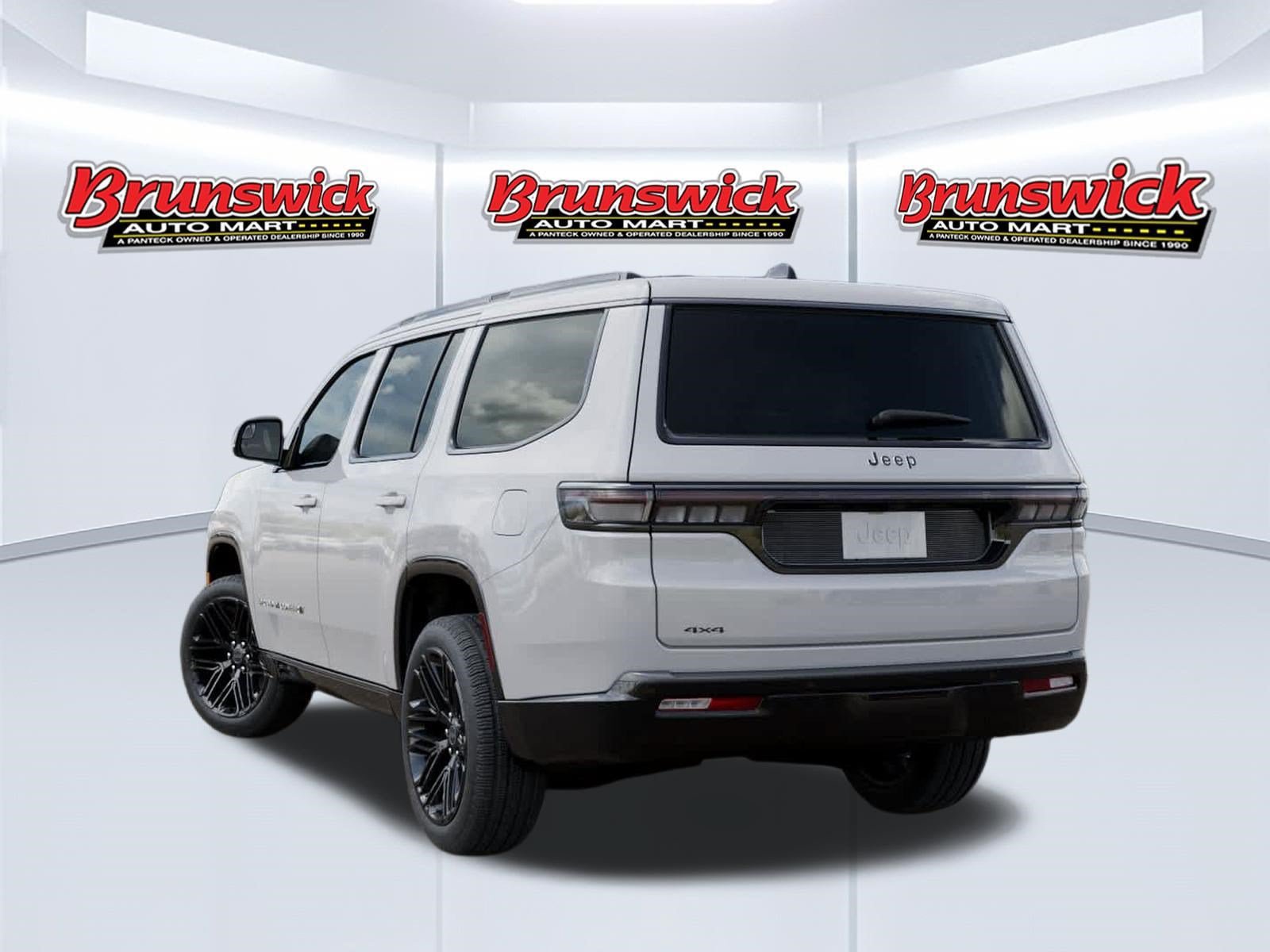 New 2026 Jeep Grand Wagoneer Limited AWD/4WD image 3