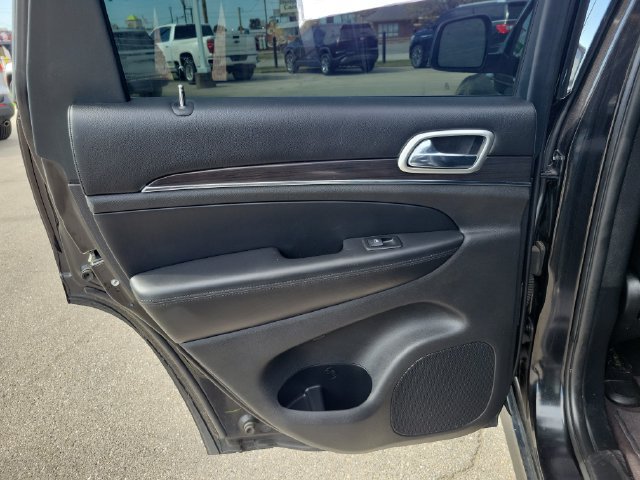 Used 2016 Jeep Grand Cherokee High Altitude AWD/4WD image 17