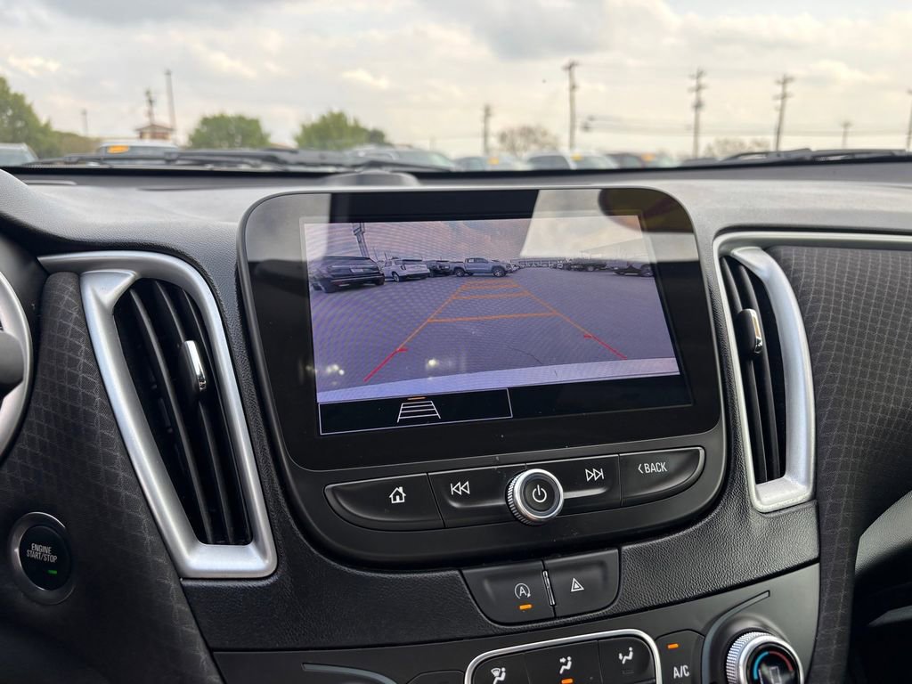 Used 2024 Chevrolet Malibu LT FWD image 22