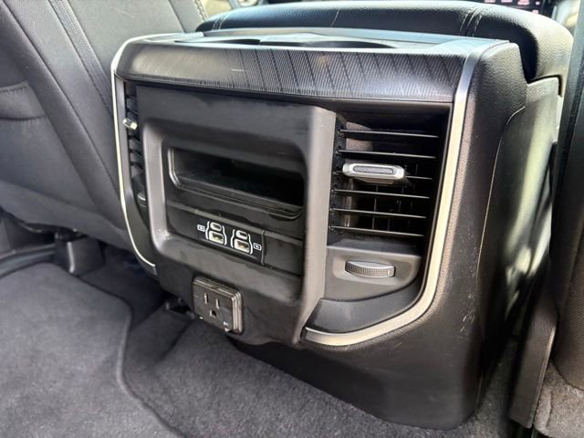 Used 2025 RAM 1500 Big Horn AWD/4WD image 40