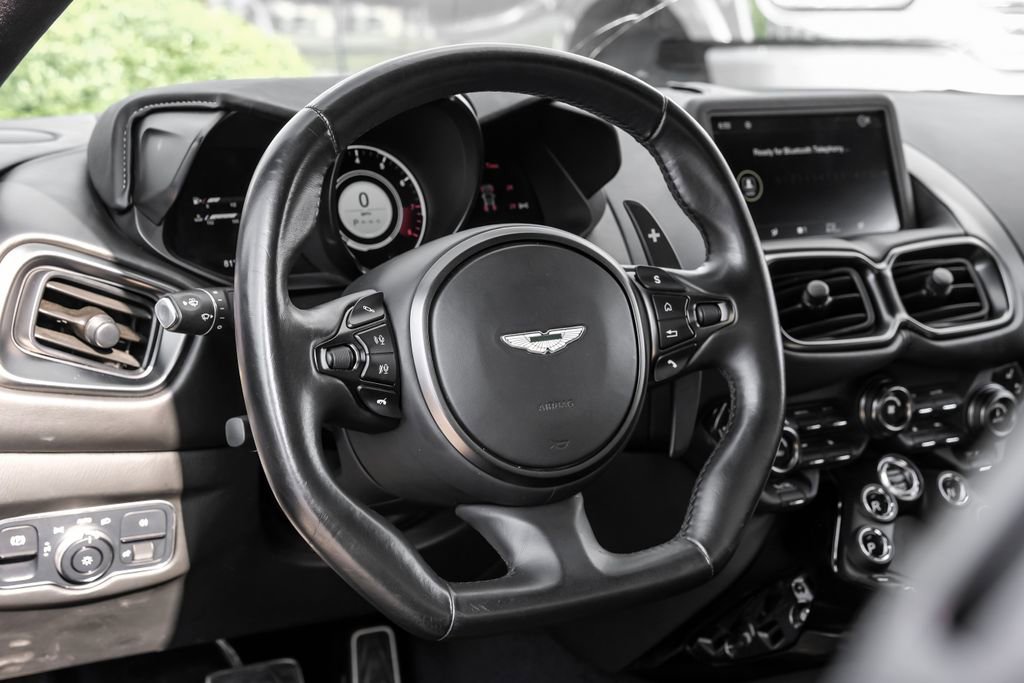 Used 2020 Aston Martin V8 Vantage Coupe RWD image 13