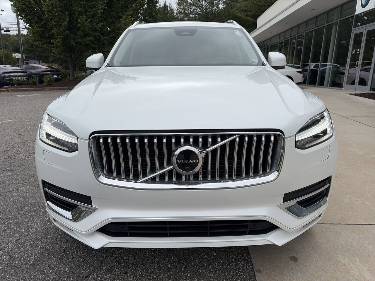 Used 2023 Volvo XC90 T8 Ultimate AWD/4WD image 10