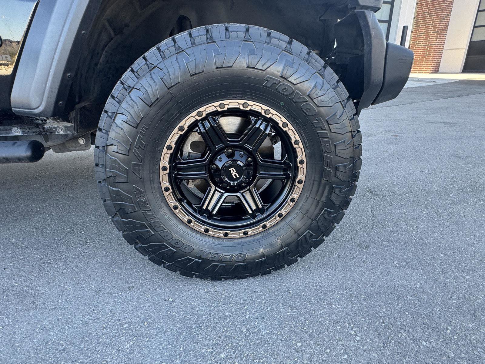 Used 2020 Jeep Gladiator Sport w/ Trailer Tow Package image 5