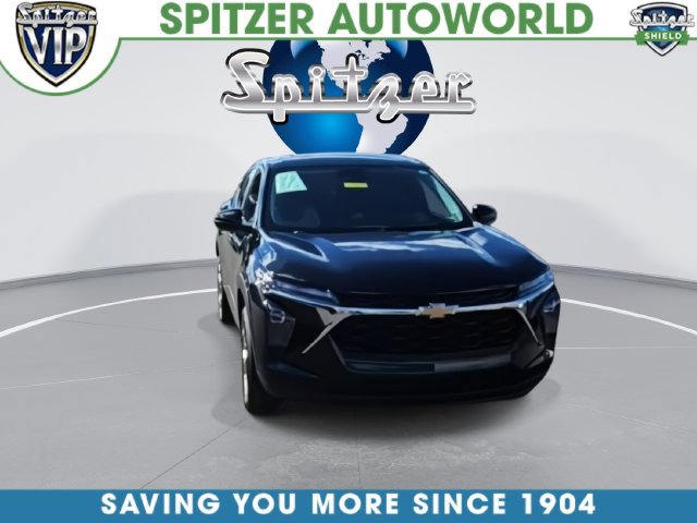 Used 2025 Chevrolet Trax LS w/ LS Convenience Package FWD image 5