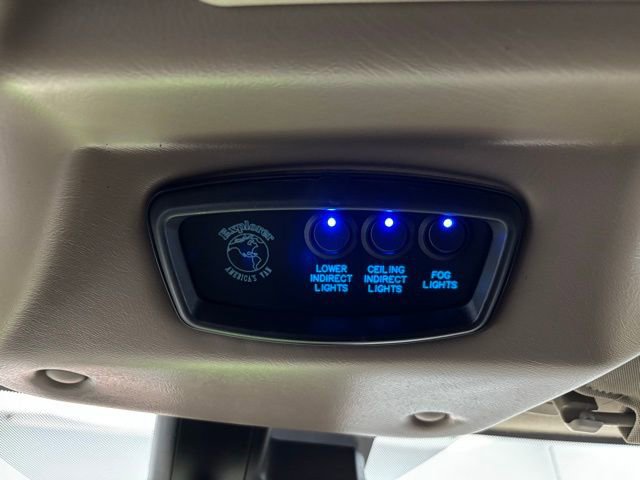 Used 2020 Chevrolet Express 2500 w/ Enhanced Convenience Package image 30