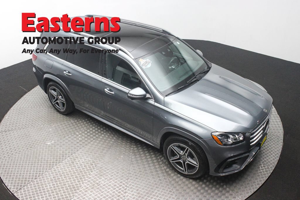 Used 2024 Mercedes-Benz GLS 450 4MATIC w/ AMG Line Exterior image 3