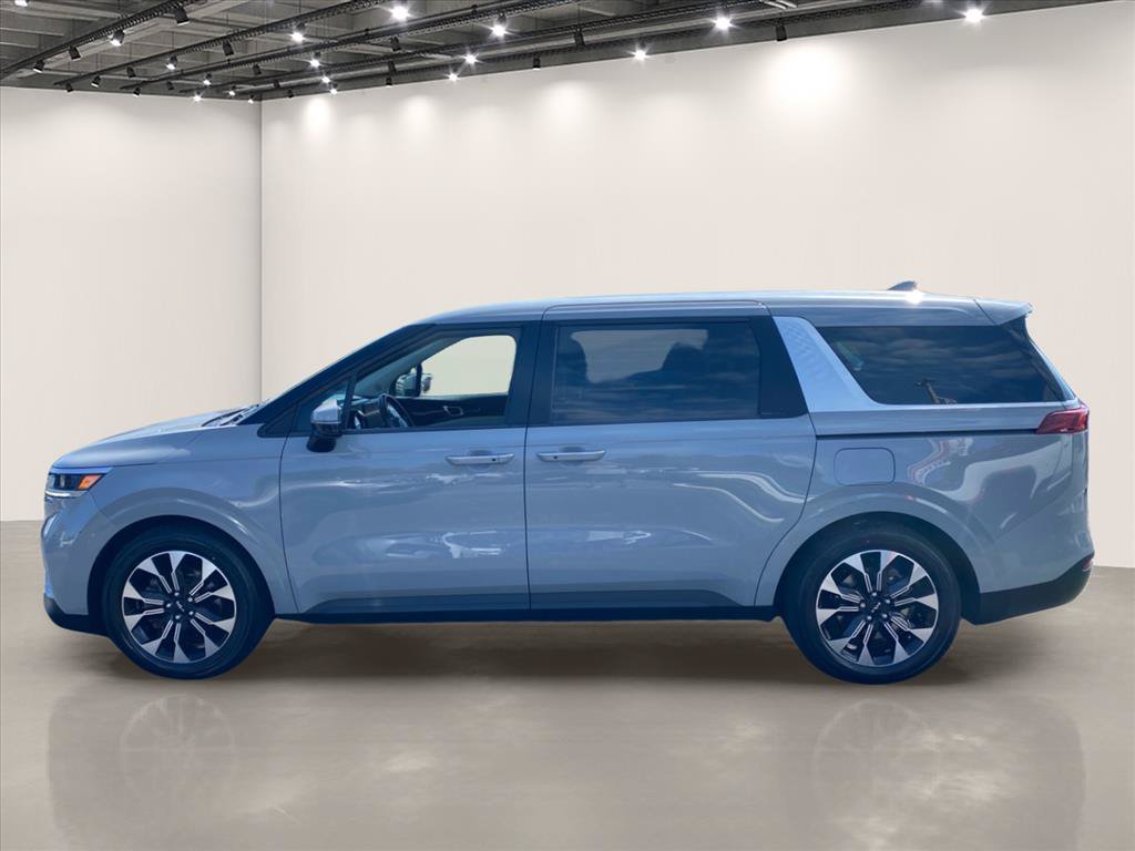 Certified 2022 Kia Carnival EX FWD image 4