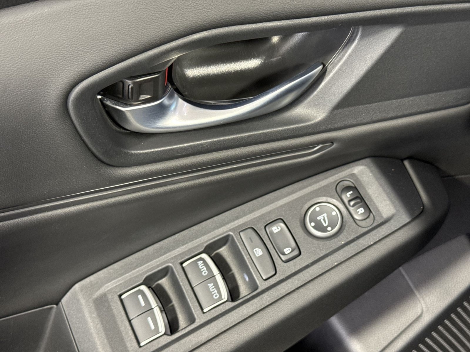 Used 2024 Honda Accord EX image 16