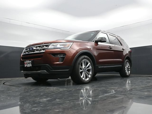 Used 2018 Ford Explorer XLT w/ Equipment Group 202A AWD/4WD image 65
